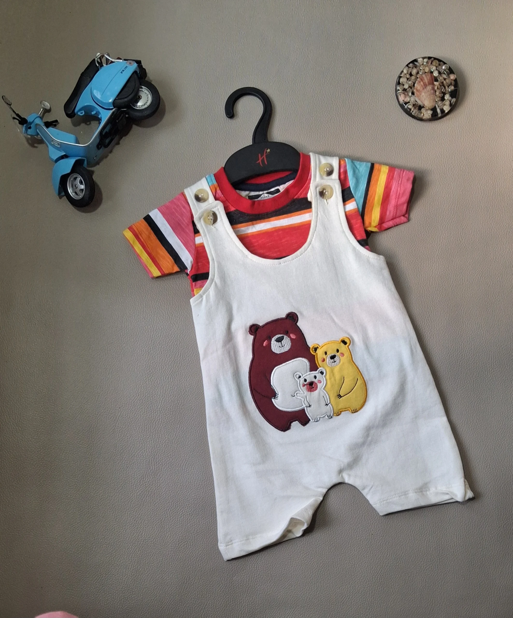 Cuddle Bears Dungaree Set